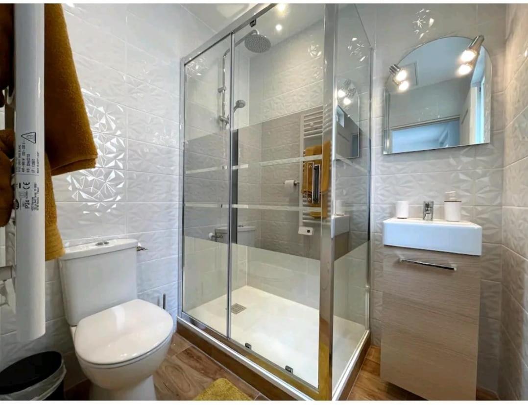 The New-Yorker - Hyper Centre- 2Mn Gare Sncf - Wi-Fi Netflix Gratuit Apartment Niort Exterior photo